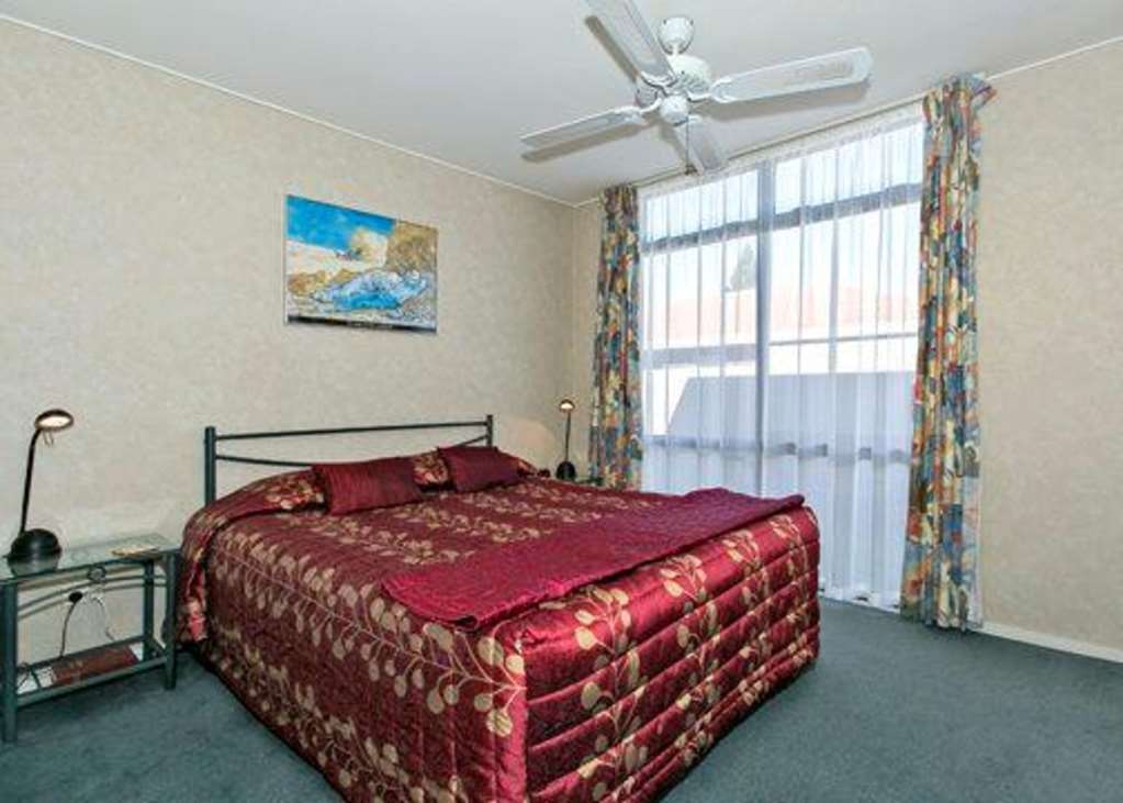 Academy Motor Inn Tauranga Habitación foto